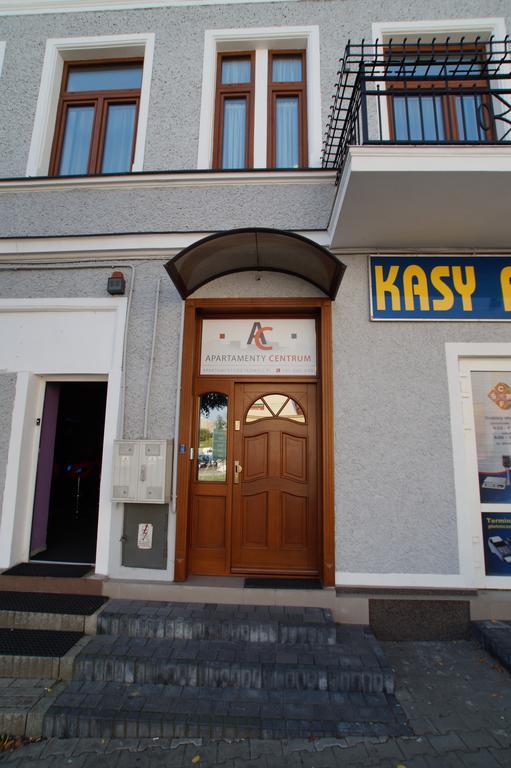 Apartamenty Ostrowiec - Pokoje Goscinne Centrum Ostrowiec Świętokrzyski Eksteriør bilde